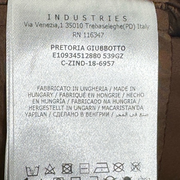 Moncler Floral Print Rain Jacket - Style Meets Function in Every Drop - Picture 11 of 11